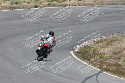 media/Apr-20-2025-AHRMA (Sun) [[393a79c373]]/Race/Group 5/Turn 4b/